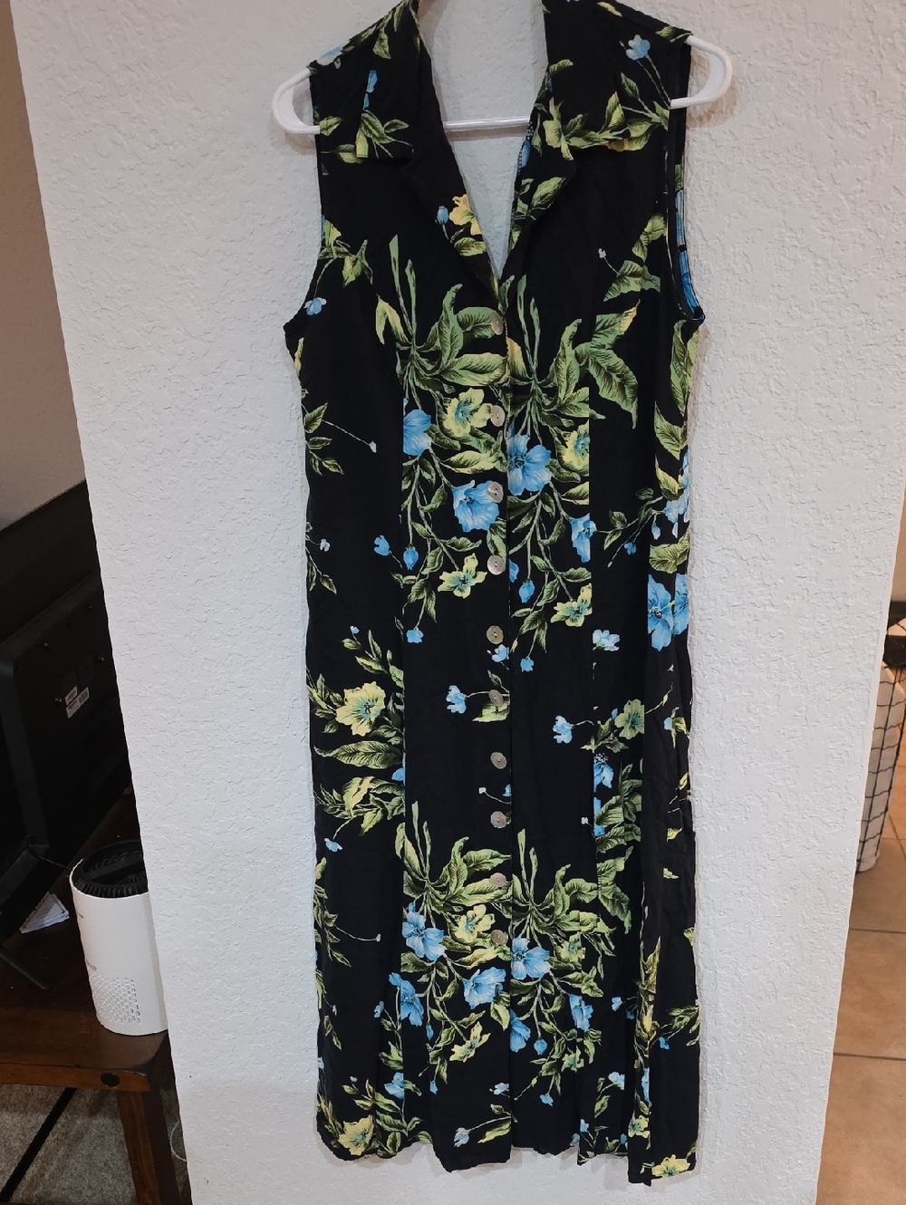 Sleeveless Black Midi Dress with Blue Floral Print